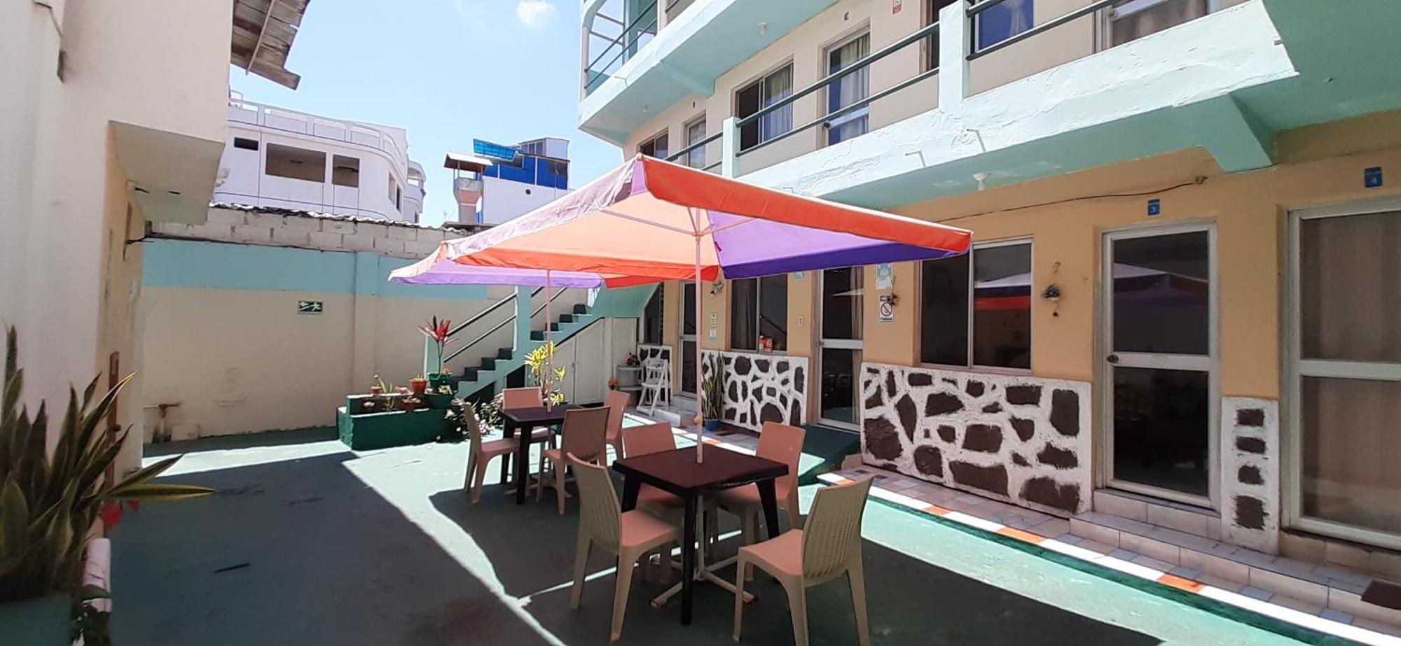 פורטו איורה Historico Hostal Elizabeth מראה חיצוני תמונה